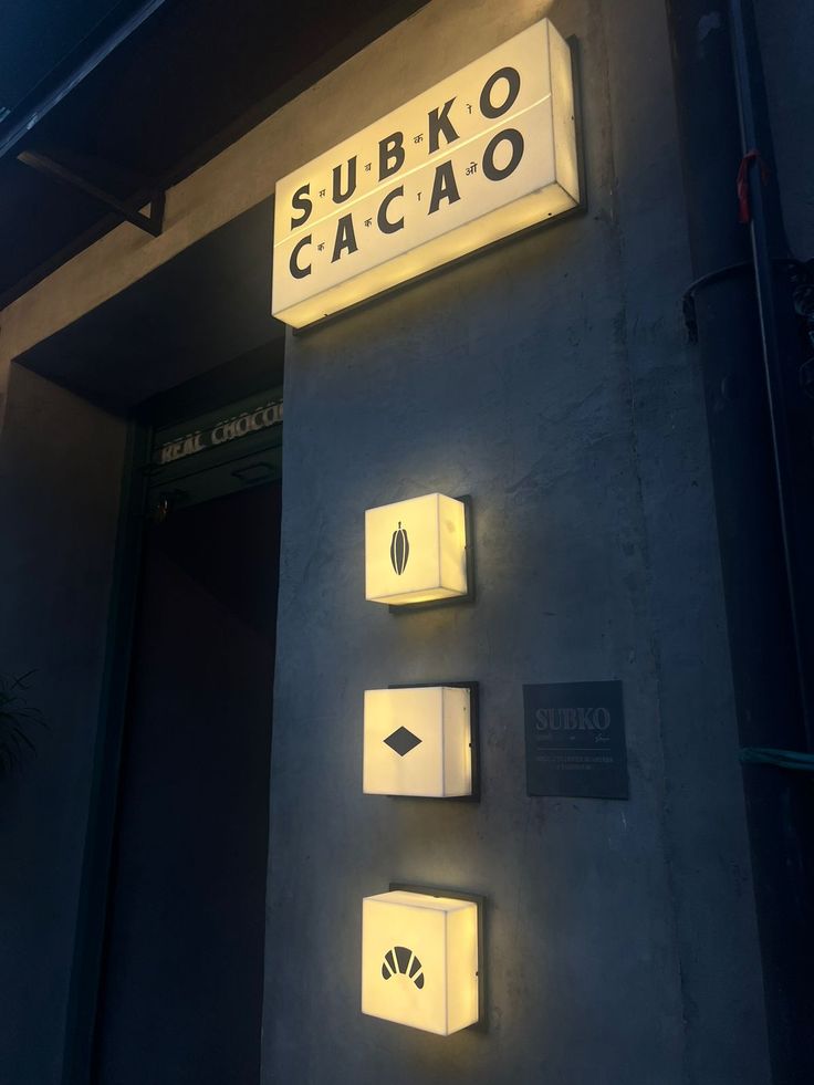 SUBKO CÂCO Square lightbox sign